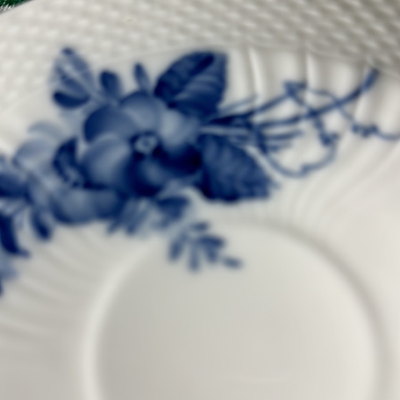 Royal Copenhagen blue flower plate.  1960s. Model number 11/1070. - Picture 2 of 4